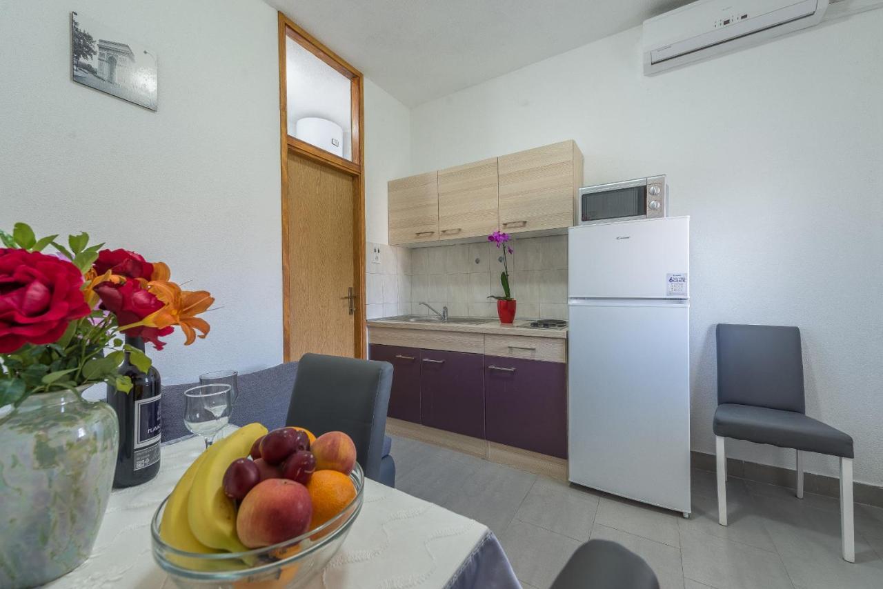 Apartmani Mlinar9 #2 Gornji Karin Exterior photo